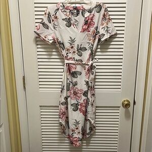 SHEIN Pink and Gray Floral Dress